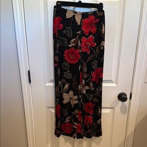 Chico's Travelers Red and Black Patterned Pants